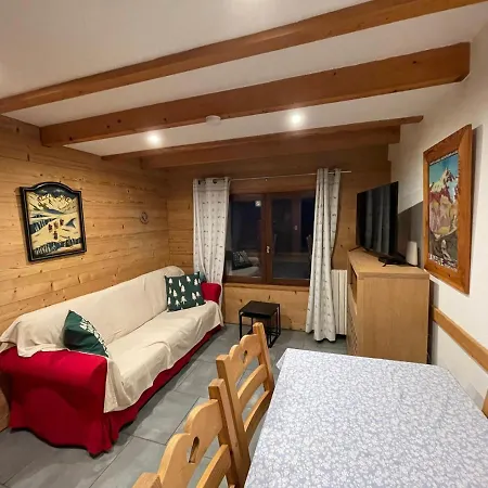 L Alpin Bel Avec Terrasse Dans Vieille Ferme De Montagne Renovee Apartment