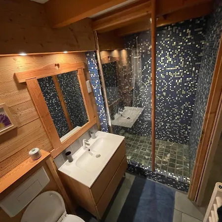 Apartment L Alpin Bel Avec Terrasse Dans Vieille Ferme De Montagne Renovee